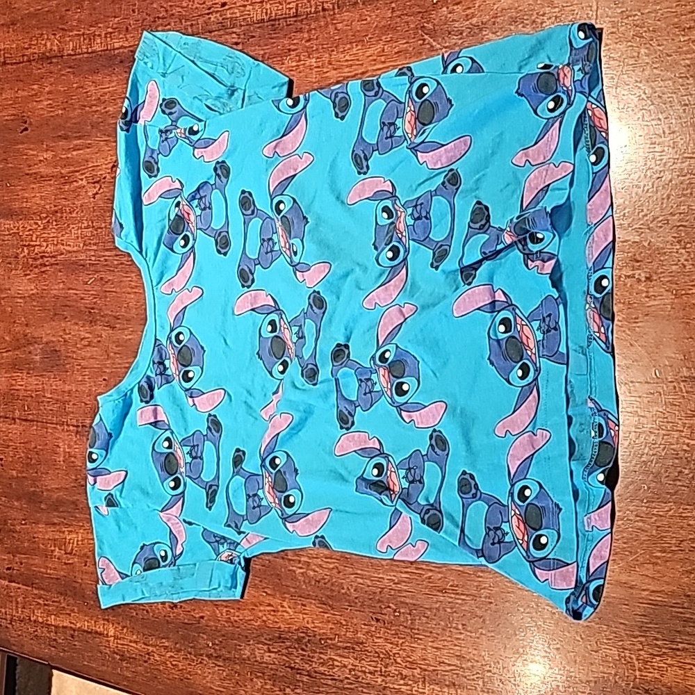 Disney Stitch T shirt‎